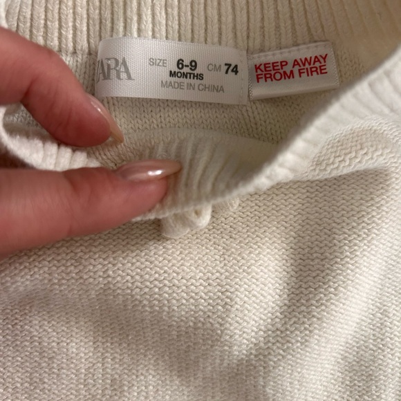 Zara 6-9 m baby knit pants - Picture 2 of 2